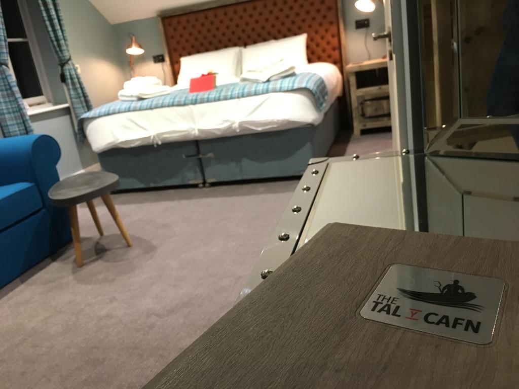 Tal Y Cafn Free House Tal-y-Cafn Ngoại thất bức ảnh